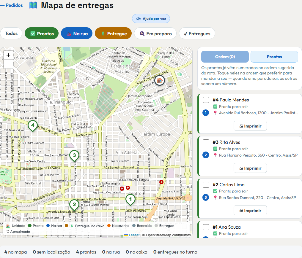 Tela Mapa de entregas do +Freela, sobre o mapa de ruas de Assis, em São Paulo: o endereço da loja no meio e as entregas prontas marcadas nas ruas ao redor, cada uma com o número da ordem sugerida — 1, 2, 3 e 4 —, e ao lado a lista dos pedidos, com o cliente, o endereço, o entregador vinculado e a situação de cada um